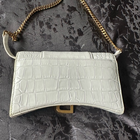 Balenciaga HOURGLASS WALLET ON CHAIN CROCODILE EMBOSSED IN WHITE - Picture 6 of 10
